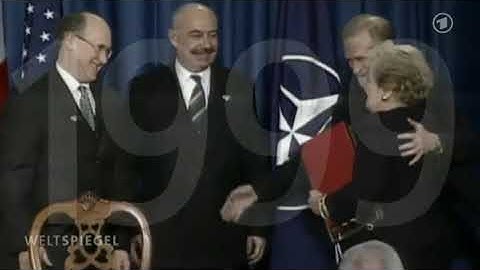 Keine NATO-Osterweiterung? Genscher und Baker 1990 – Die vergessene Zusage