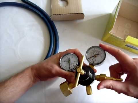 Регулятор расхода универсальный АР-40/У-30 ДМ. Регулятор расхода универсальный АР-40/У-30 ДМ.