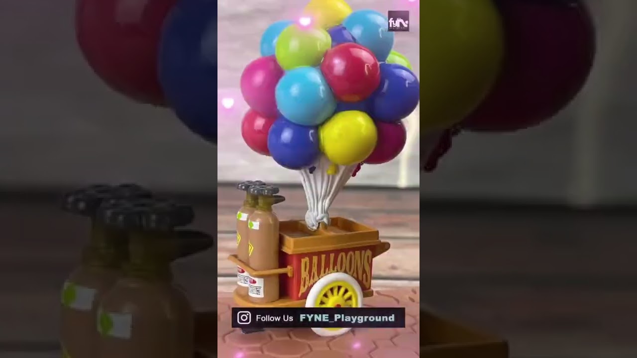 Unbox Funko Pop Moments Disney Pixar Carl & Ellie with balloon cart Box Lunch 