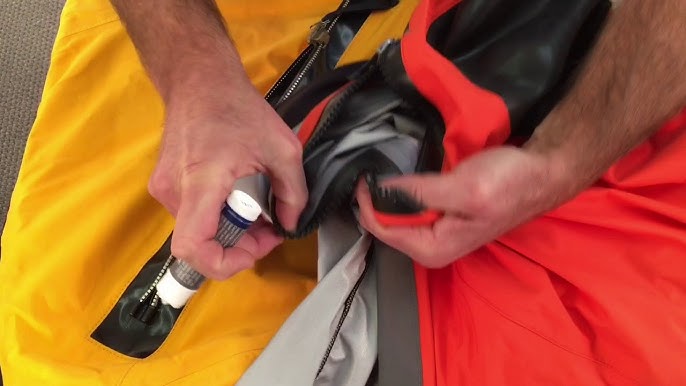 DUI Quick Tips - How to clean and lubricate your metal zipper 