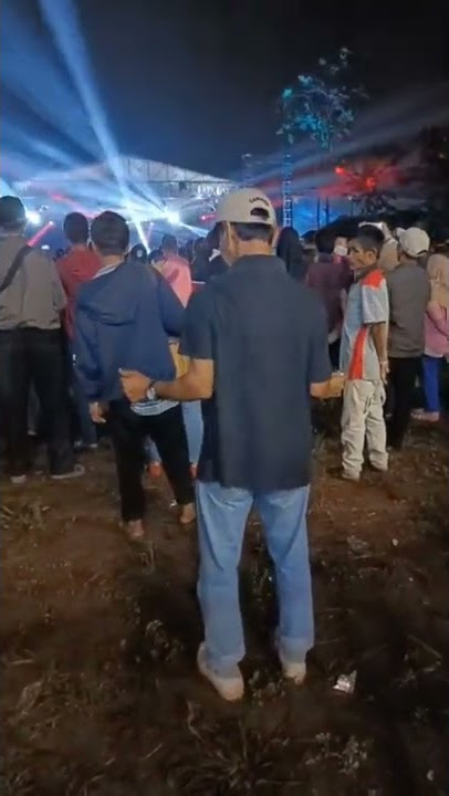 Joget asik bikin ikut jogetgoyang #familys #dangdut #joget #santai