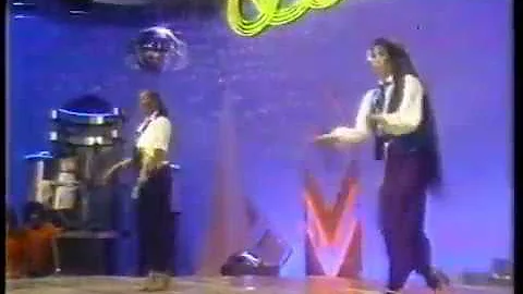 Cheryl Song & Janice Carr  dance Routine