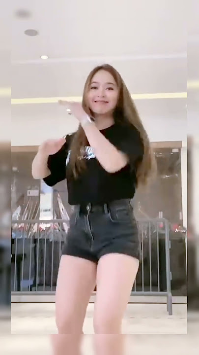 Viral cewek cantik #djviral #dangdut #soundjjkane #dj #djkene #beranda #soundkene #djremix #dance