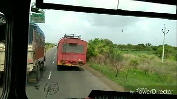 Overtaking Thriller Between Two MSRTC Busses on NH6