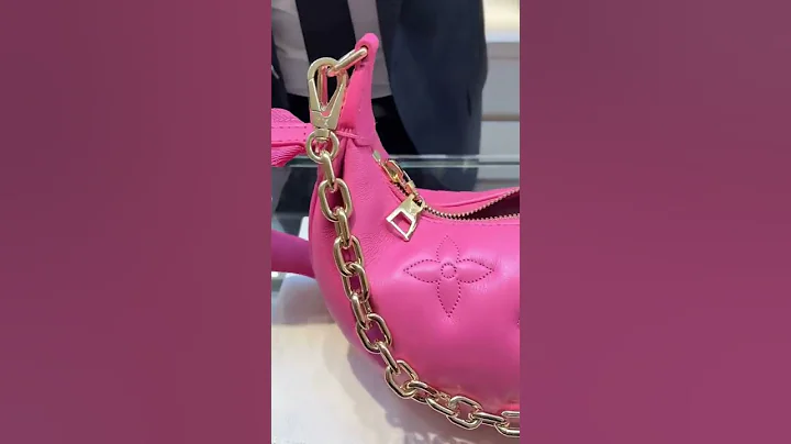 LOUIS VUITTON OVER THE MOON DRAGON FRUIT - 天天要闻