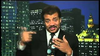 Astrophysicist Neil DeGrasse Tyson Explains Asteroids and Meteors...With His Tie