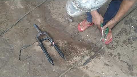 How to Remove Stuck Stem on Bike Fork