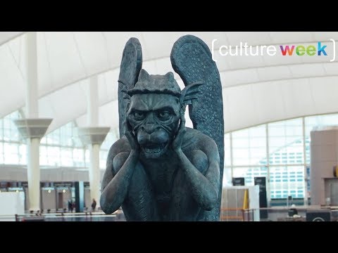 Vidéo: Où Manger Et Boire à L'aéroport International De Denver