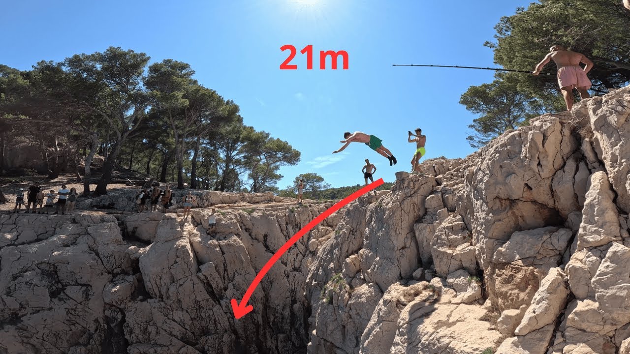 ON SAUTE DE 20M dans une Crevasse Géante - Cliff Jumping à Cassis