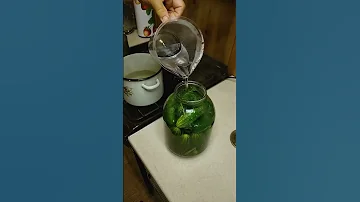 Больше 20 лет так консервирую огурцы - это что-то!