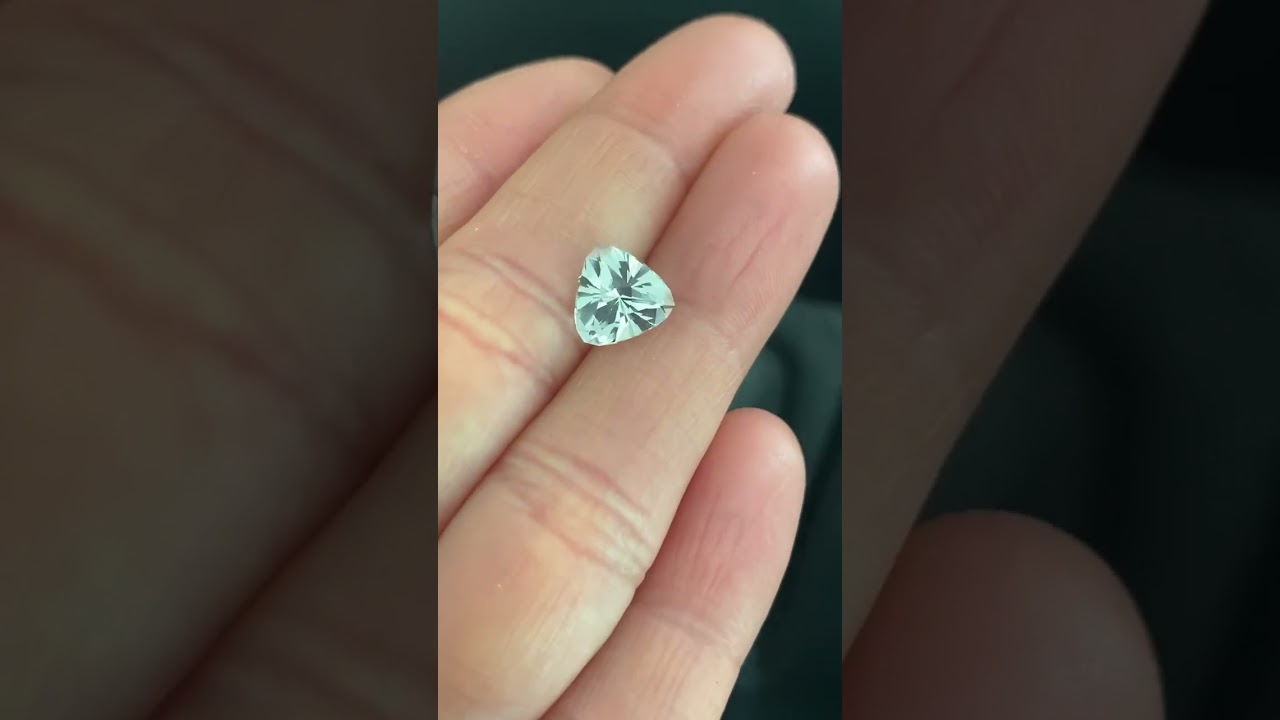 21464-goshenite-mozambique-2.60-ct-trillion-ravenstein