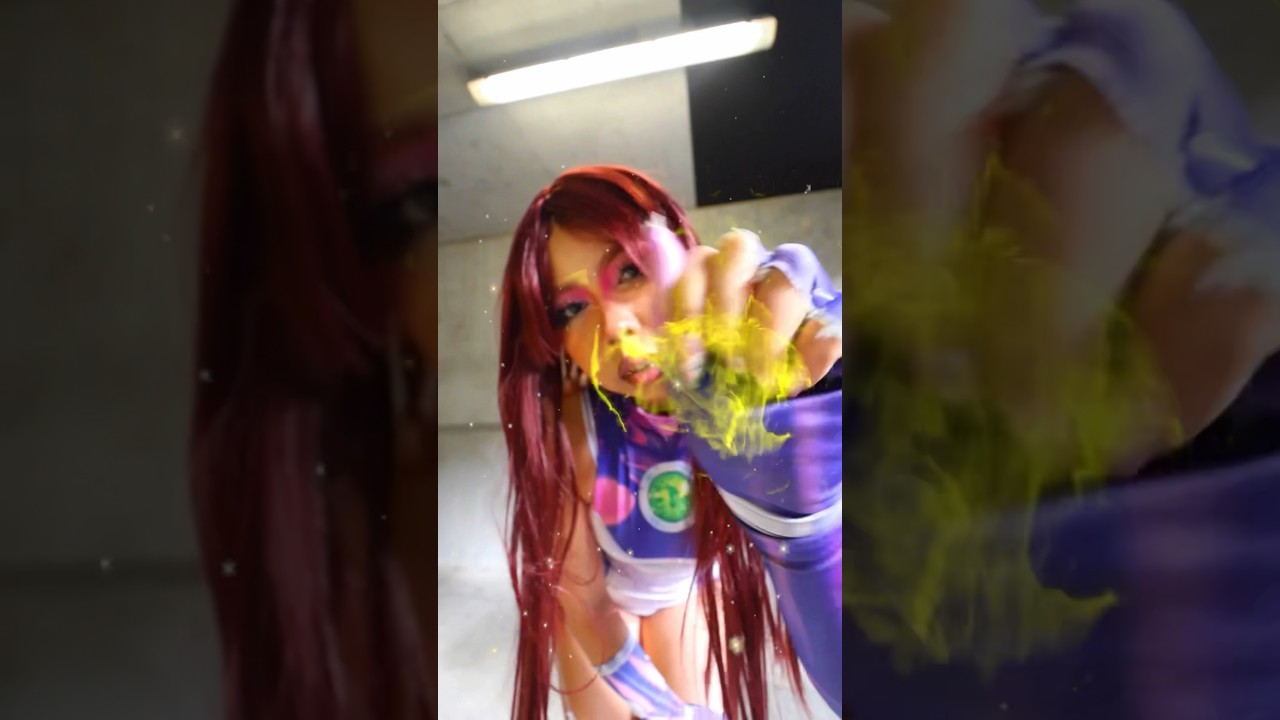 BTS of our #TITANS shoot 🎬🦸🏻‍♂️ #teentitans #charlixcx #vlog #robin #cosplay
