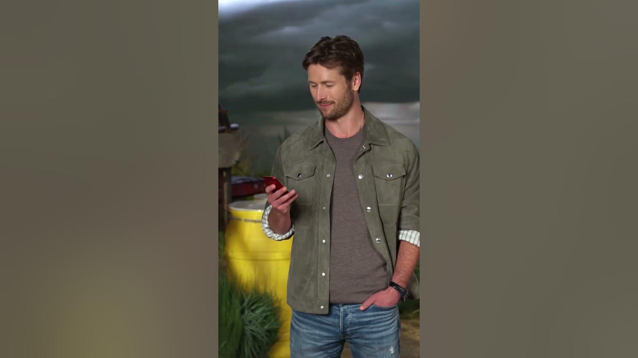 Glen Powell Reacts to Luke Combs' Twisters Soundtrack Song 🌪️