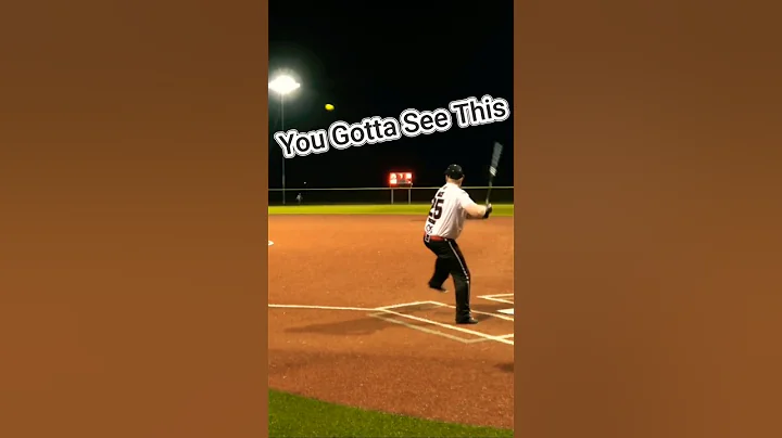 Oooooweeeee, what a play! #majorslowpitch