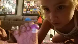 Mia Alternando Entre Inglês E Português