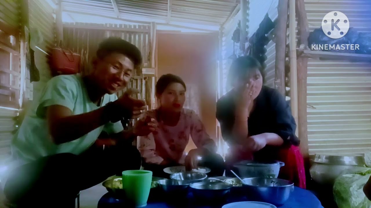 Love feast 🤤🤤 by Chui&Ajin😁😁😋😋