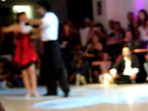 Videó: Tango és Lambada Zouk: A Legjobb A Buenos Aires-i Tánchelyről - A Matador Network