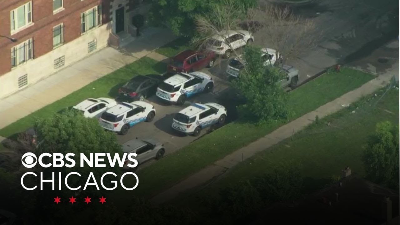 Police chase suspects from Cicero gas station robbery to Chicago's West Side