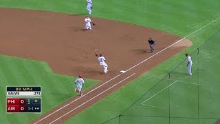 PHI@ARI: Goldy robs Galvis with a fine diving stop