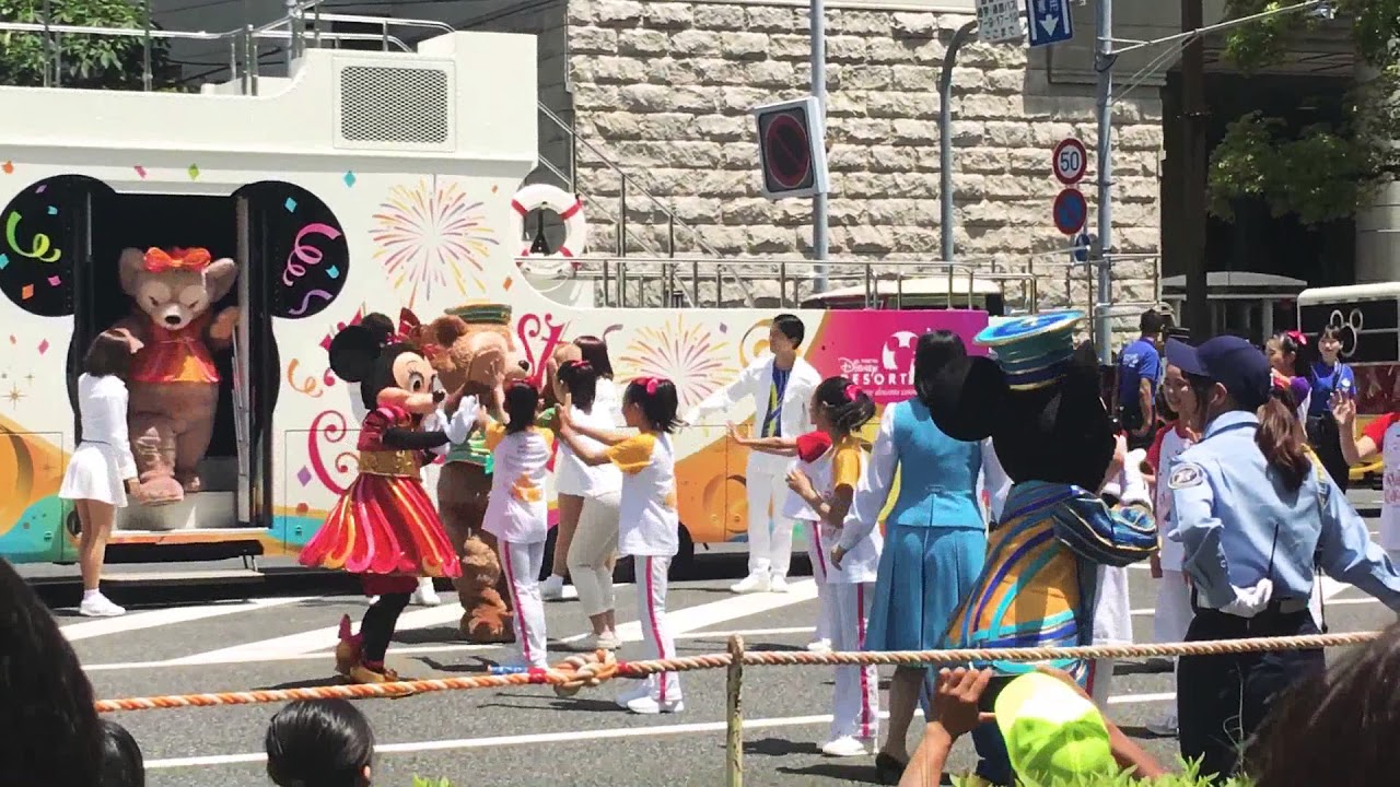 神戸まつり18 ディズニーパレード スタート地点東遊園地前 Youtube