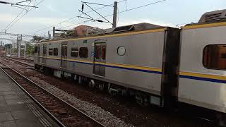 3248次800型區間車進出九曲堂站