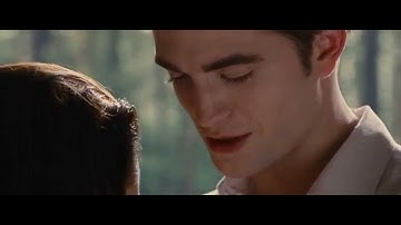 The Twilight Saga Breaking Dawn Part 2 - Bella opens her eyes