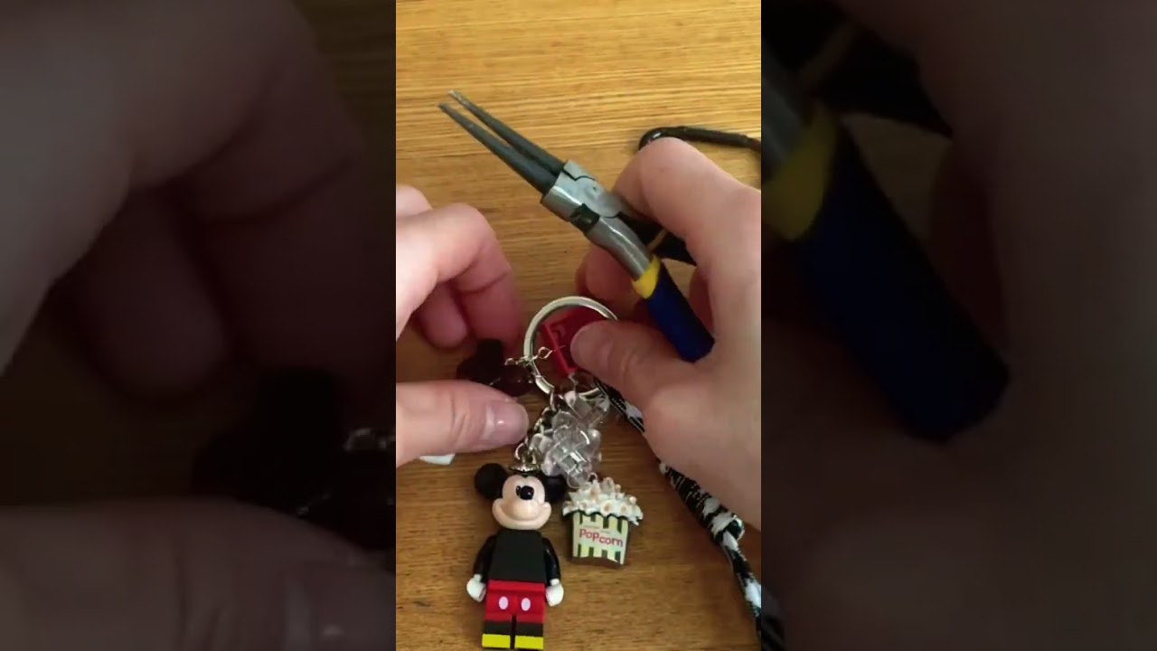 バックチャーム始めました#ハンドメイド #バックチャーム#パラコード #ファッション