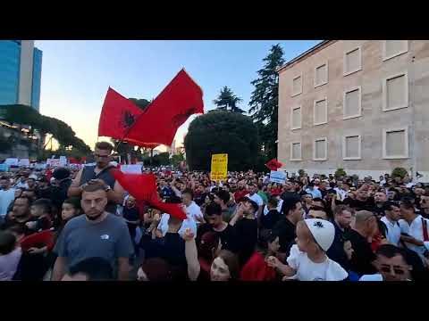 Shqiperia proteston @AlborginalTV