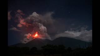 Fuego volcano eruption with pyroclastic flows and lava fountains!