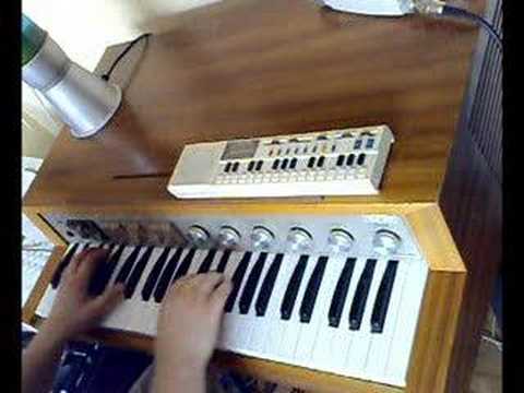 Roland ep-09 Electric Piano (vintage) - YouTube