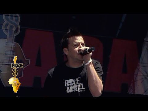 Simple Plan - Shut Up! (Live 8 2005)