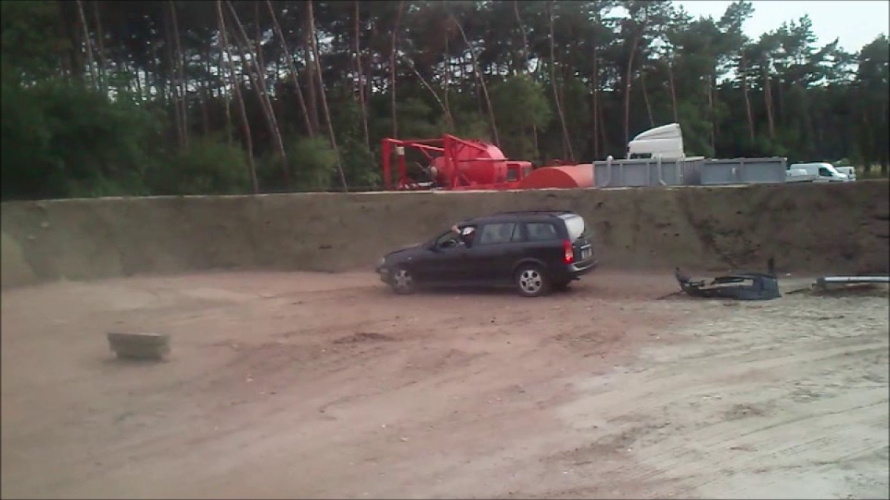 palo cedevole a sicurezza passiva UNI EN 12767