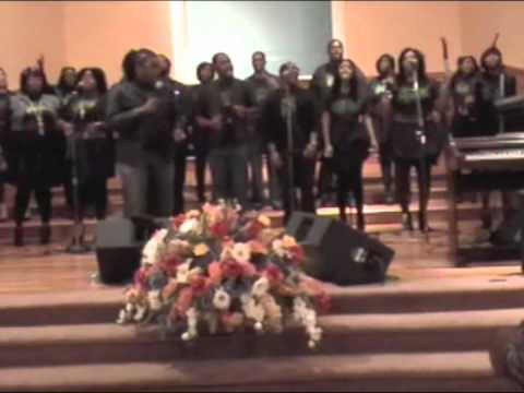 Vincent Tharpe and Kenosis sings "He Will" at Scre...