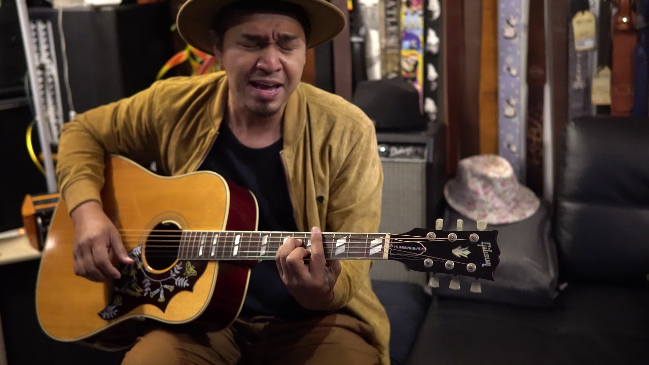 1996 Gibson Hummingbird YouTube