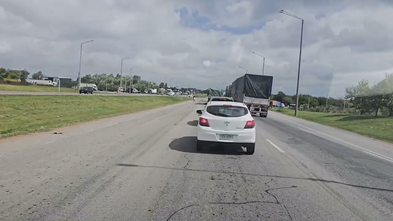 Uruguay 🇺🇾 4k 60fps de la paz a el centro