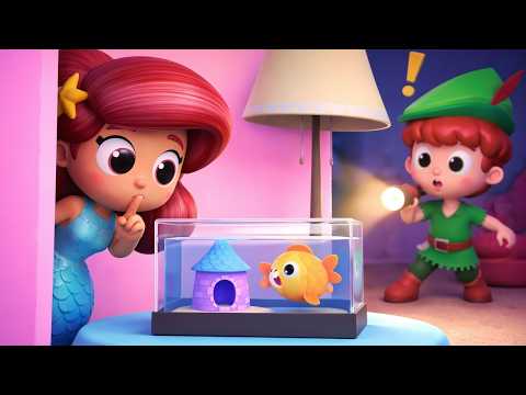 The Little Mermaid saves her pet fish! 🐠 Funny fairy tales | Incredibles