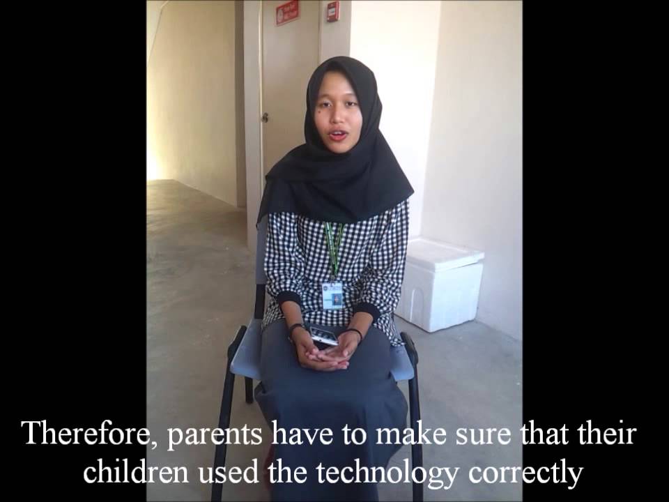 Generation Gap In Family (TECHNOLOGY)