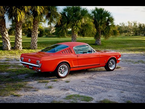 Video: Revology Cars återskapar Ford Mustang Från 1960-talet