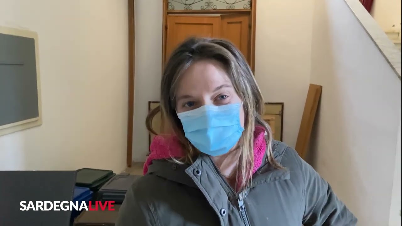 Alghero. Occupa uno stabile con la figlia di 9 anni. “Aiutatemi a trovare una casa”