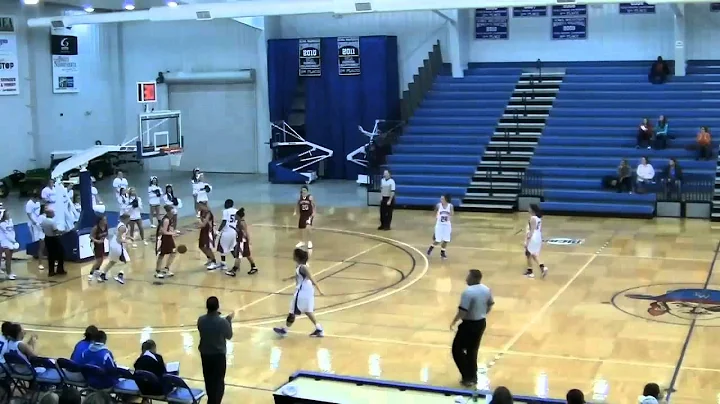 Iowa Western Women's Basketball - Bobbi Beckwith (...