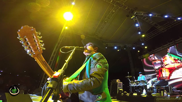 El Jefe De La Sierra - Los Tucanes de Tijuana (En vivo desde Playa Del Carmen, Quintana Roo)