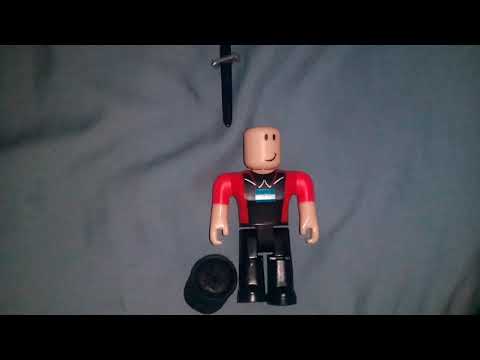 Roblox Noobertuber Earnbux Get For Free Robux - roblox series 1 noobertuber in sealed bag with unused v