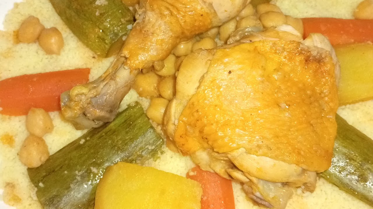كسكس جزائري 🇩🇿 مرقة حمراء بالدجاج والخضار بنين ويشهي😋👍 couscous algérien 
