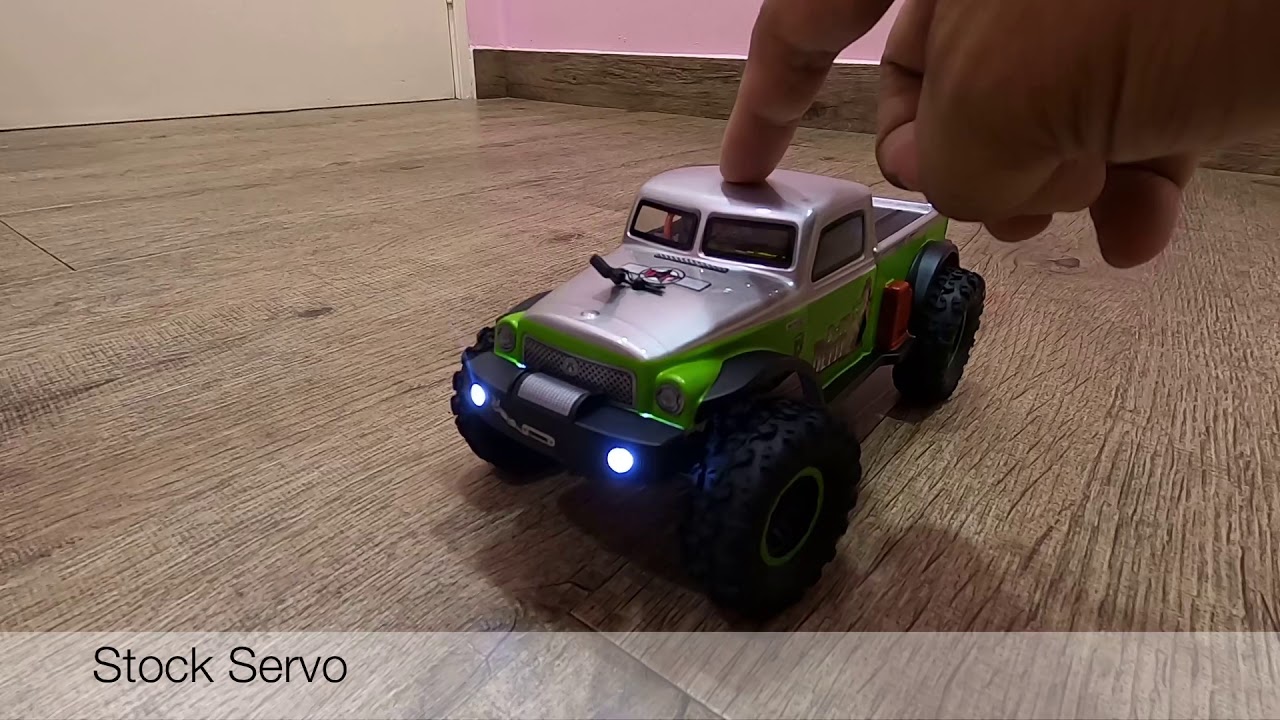 Scx24 stock servo vs Emax ES08MD II 