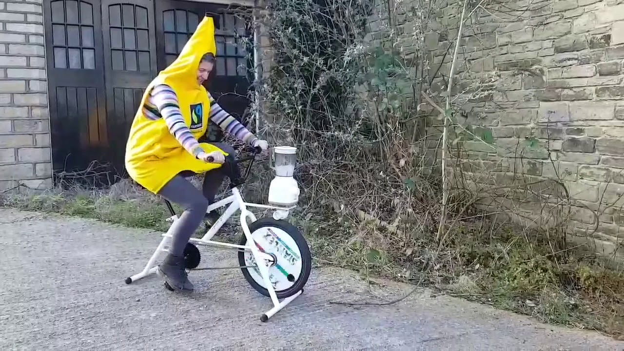 Fairtrade Smoothie on the fairandfunky and Stafflex Smoothie Bike!