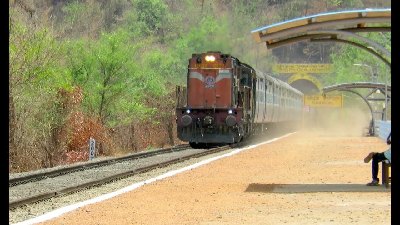 Beat This !! Alco on Fire : JBP - CBE Special with KYN WDG3A Rattles past Saundal : Konkan Railway