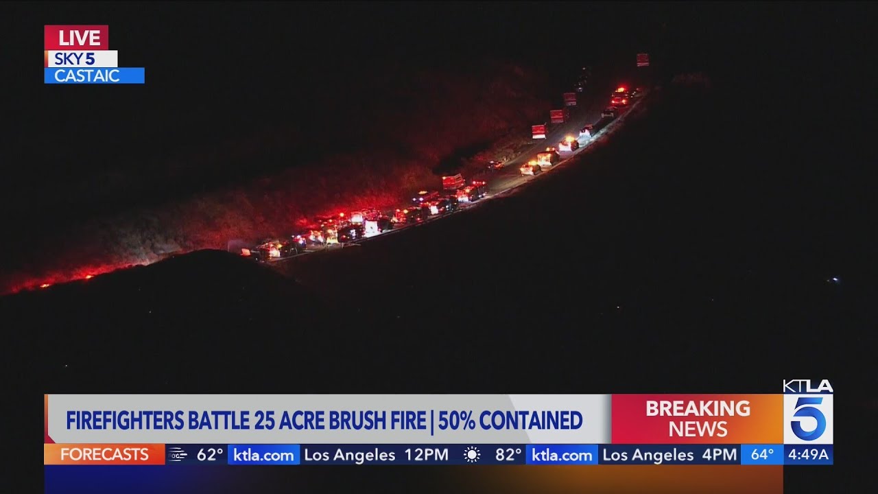 New brush fire sparks in hills of Castaic - YouTube