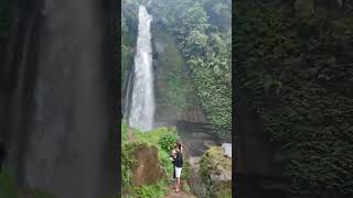 رحلتى الى منطقة الشلال في  إندونيسيا  the waterfall area in Indonesia and see the beauty of nature