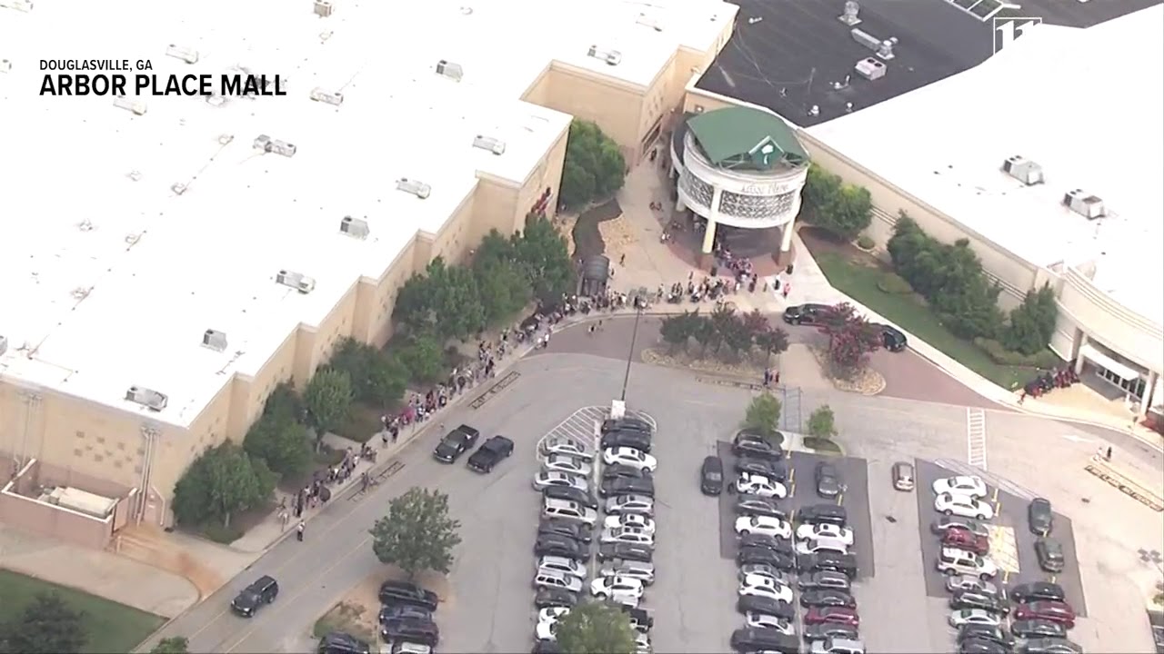 Build-A-Bear stuffed with customers waiting for 'pay your age' promotion