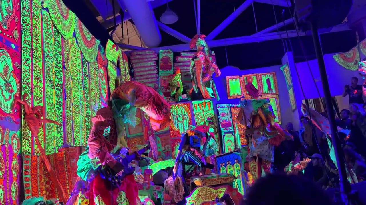 Caroliner Rainbow Unruly Twists In Odible Brewes Cloth  at Pretty Gritty 11-14-25